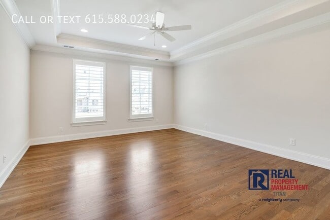Building Photo - 9220 Lehigh Dr