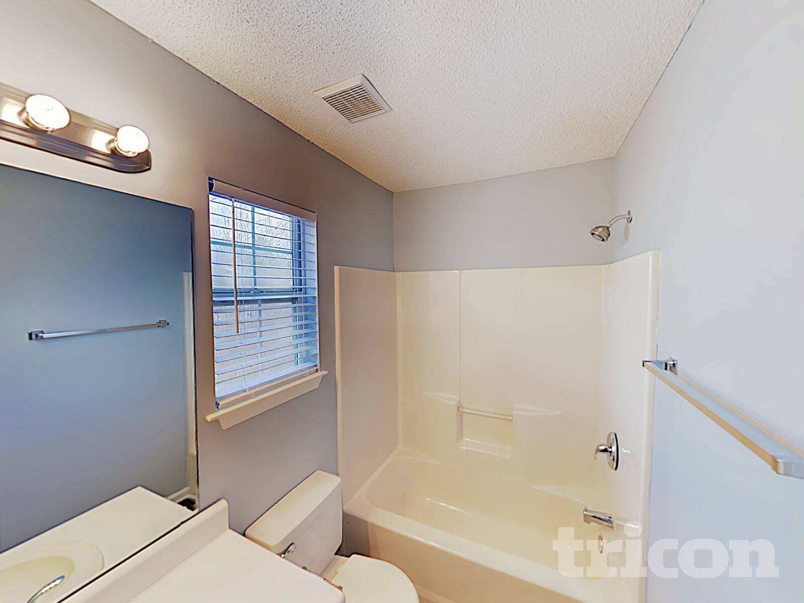Building Photo - 2198 Serenity Dr NW