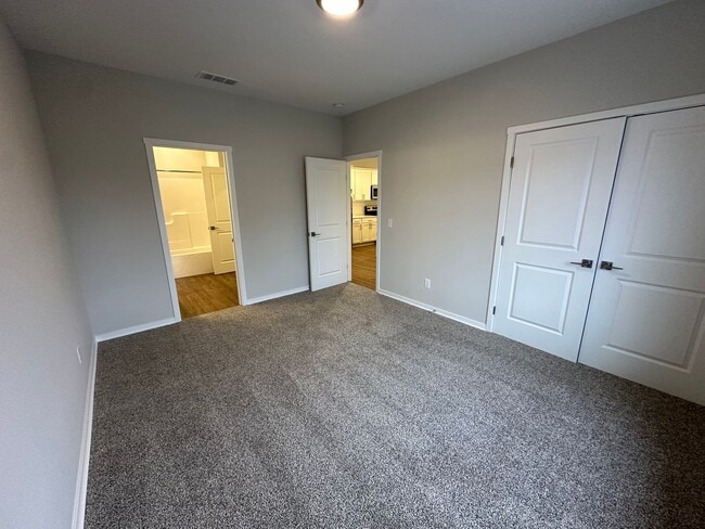 Building Photo - 4326 Pine Forest Blvd NE