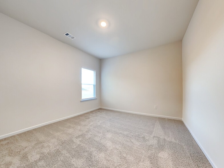 Building Photo - 332 Oliver Dr