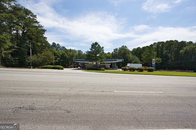 Building Photo - 1835 Lawrenceville Hwy