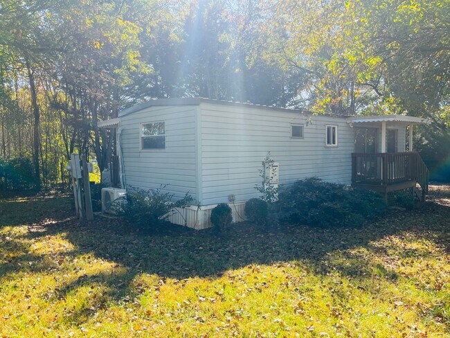 Building Photo - 954 Johnson Rd