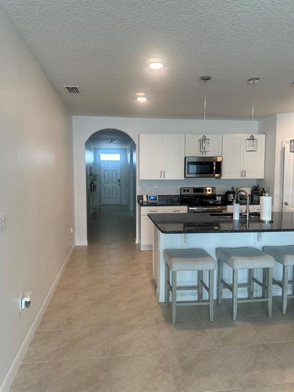 Building Photo - 1823 Bluepoint St