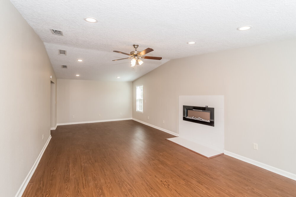 Building Photo - 8109 Grampell Dr