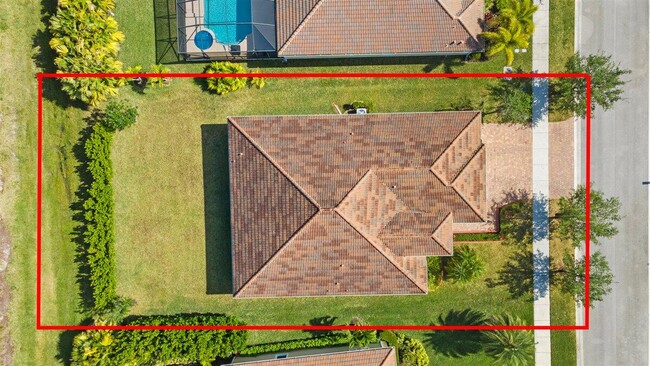 Building Photo - 12133 SW Aventino Dr