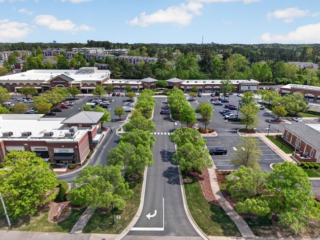 Building Photo - Tons of Upgrade! Beautiful 2 Bedroom, 2.5 Bath Condo in Waterford@ Cary Park, Available Now!