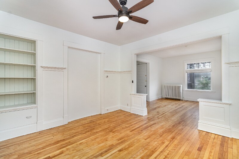 Building Photo - 822 W 35th St
