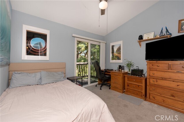 Building Photo - 28 Sycamore Ln