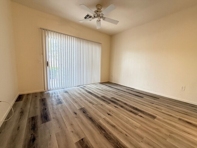 Building Photo - 813 Peachy Canyon Cir