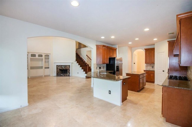 Building Photo - 2218 Longspur Ln