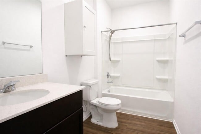 Building Photo - 14301 Sandrock Bnd