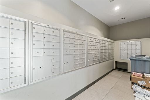 Building Photo - San Diego- Downtown- La Vita – Little Italy Condo- Split Level Style New Year Move In Special