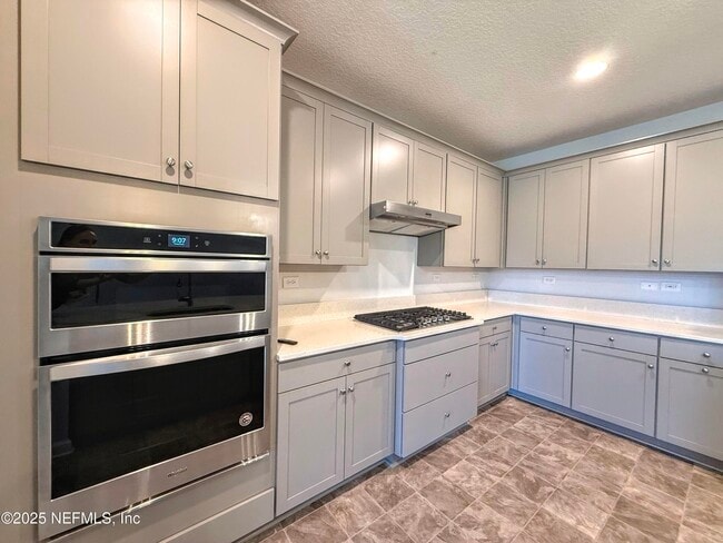 Building Photo - 55 Tamar Ct