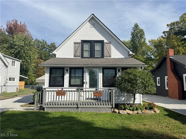 Building Photo - 5853 Melody Ln