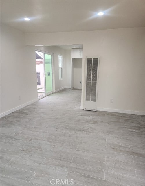 Building Photo - 914 Delaware St