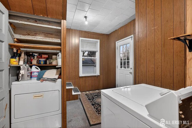 Building Photo - 58 Brotherhood St