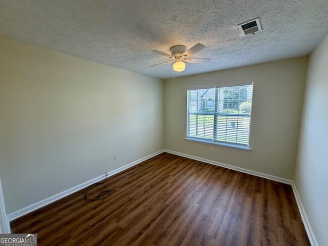 Building Photo - 4212 Reeshemah St