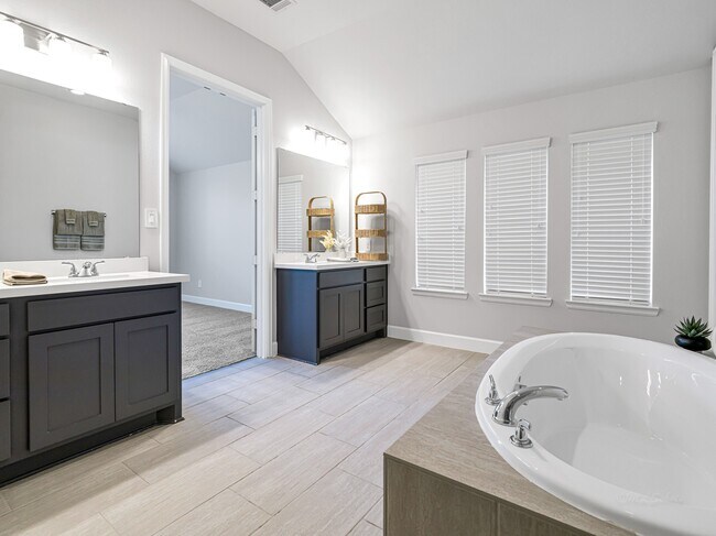 Building Photo - 4210 Haven Crest Ln