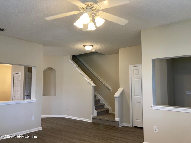 Building Photo - 7226 Deerfoot Cir