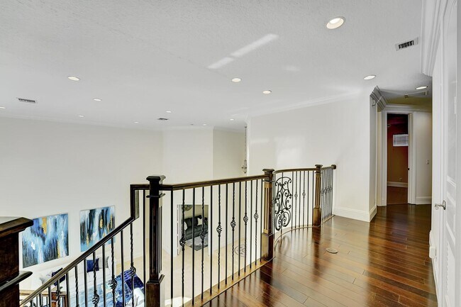 Building Photo - 43 Coconut Ln