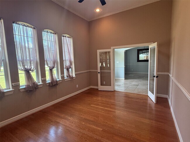 Building Photo - 3907 MOVADO Ct