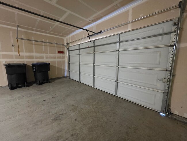 Building Photo - 3949 W Nellis Ave