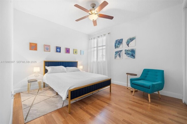 Building Photo - 2707 SW 135th Ave