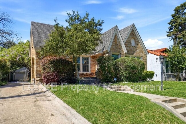 Building Photo - 3304 Cockrell Ave