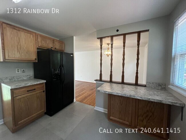 Building Photo - 1312 Rainbow Dr