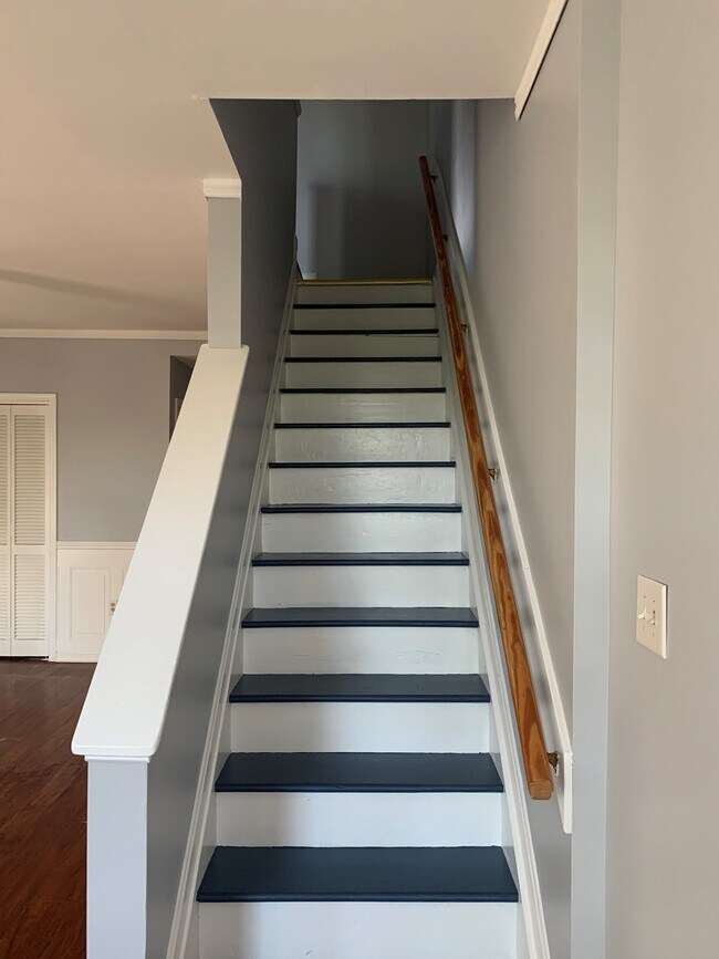 Second Floor Staricase - 523 Mosher St