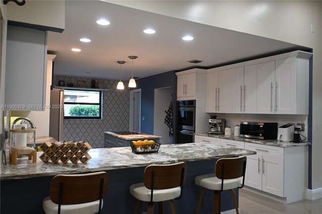 Building Photo - 14229 Stirrup Ln