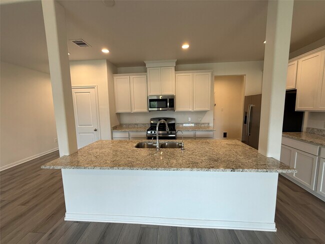 Building Photo - 11707 Eclipse Dr