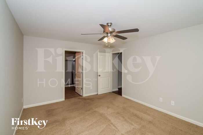 Building Photo - 11549 Cedar Glades Dr