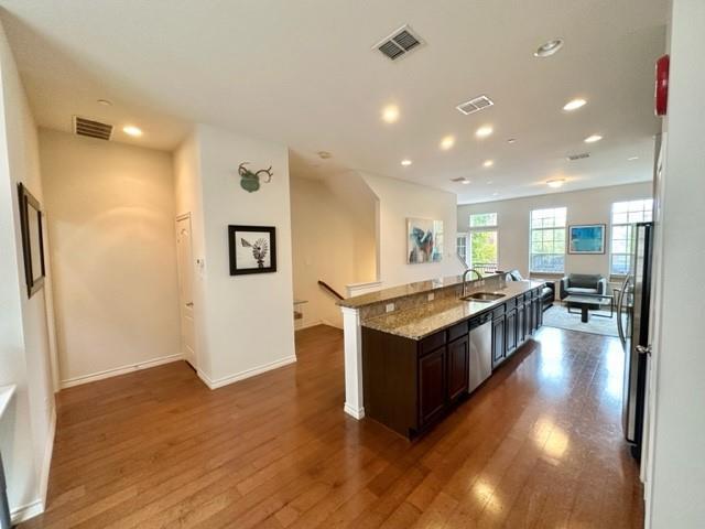 Building Photo - 5029 Parkview Pl