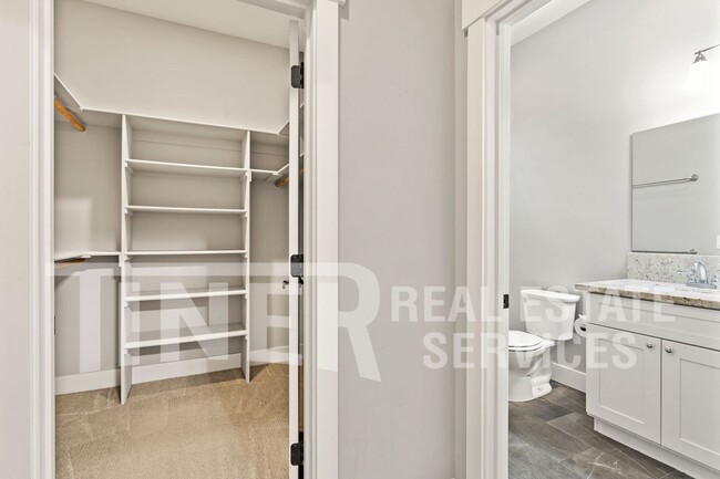 Building Photo - 2711 U St