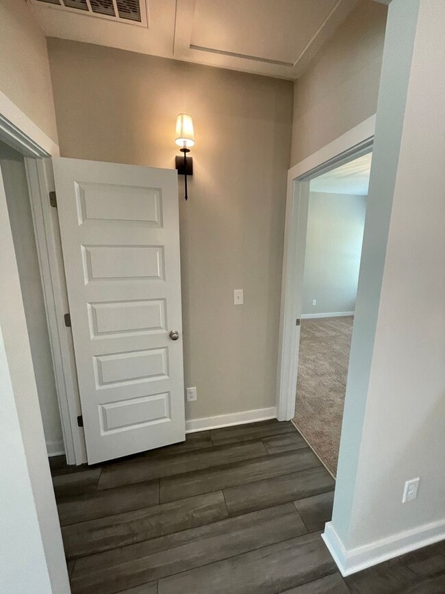 Building Photo - New Construction Home for Rent in Weaver, ...