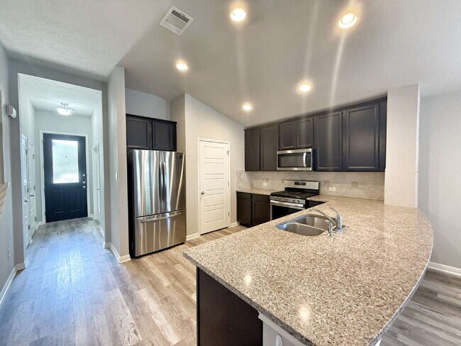 Building Photo - 3-Bed, 2-Bath Tribute Ranch Home w/ Office...