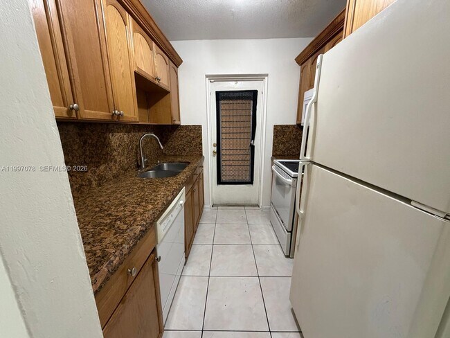 Building Photo - 8704 NW 35th St