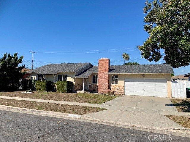 Building Photo - 8853 Stardust Ln