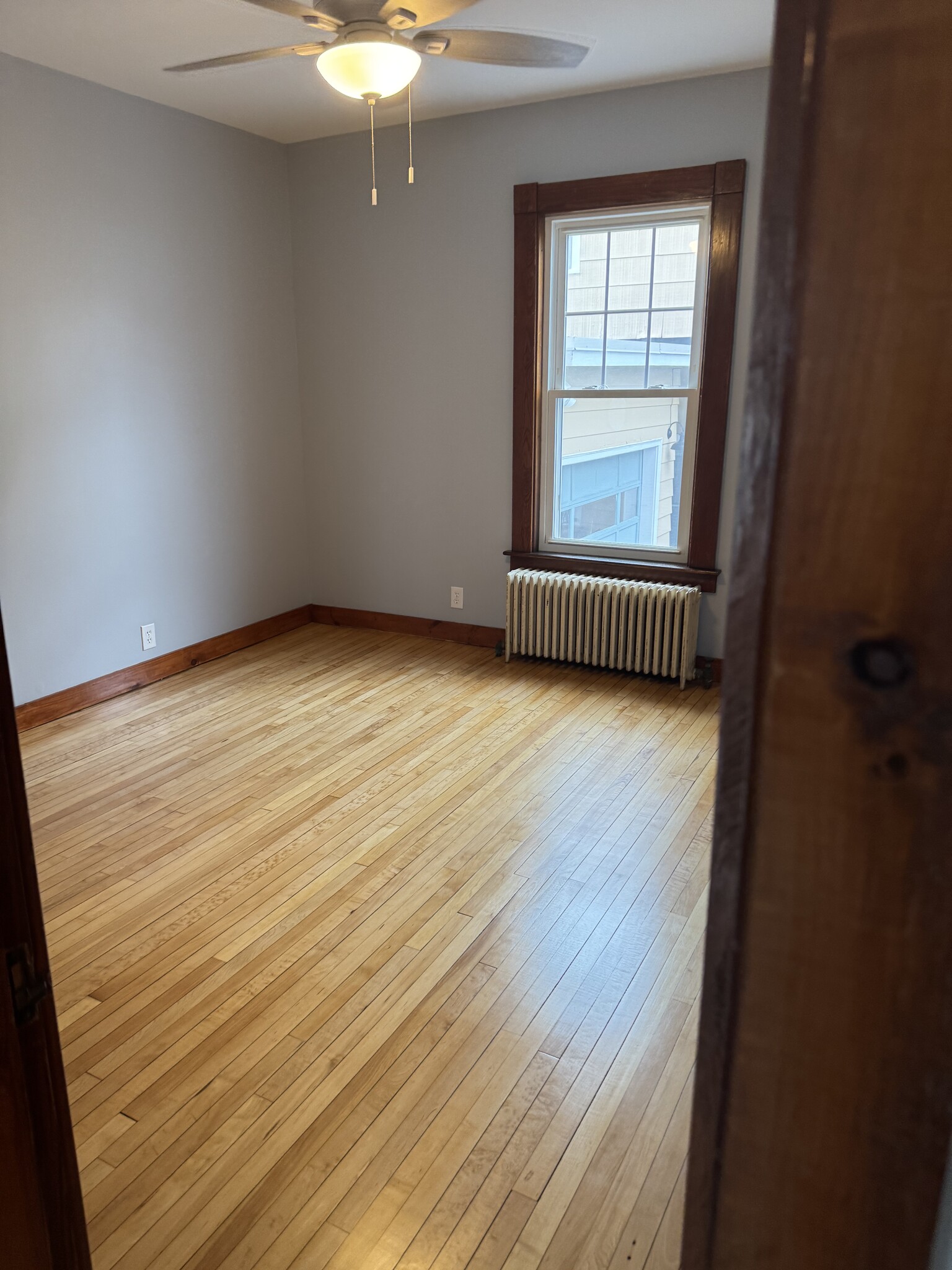Building Photo - 671 Rimmon St