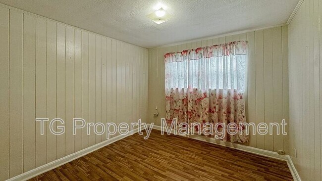 Building Photo - 6243 Randia Dr