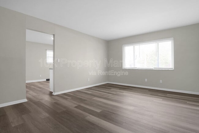 Building Photo - 711 S Chesterfield Rd