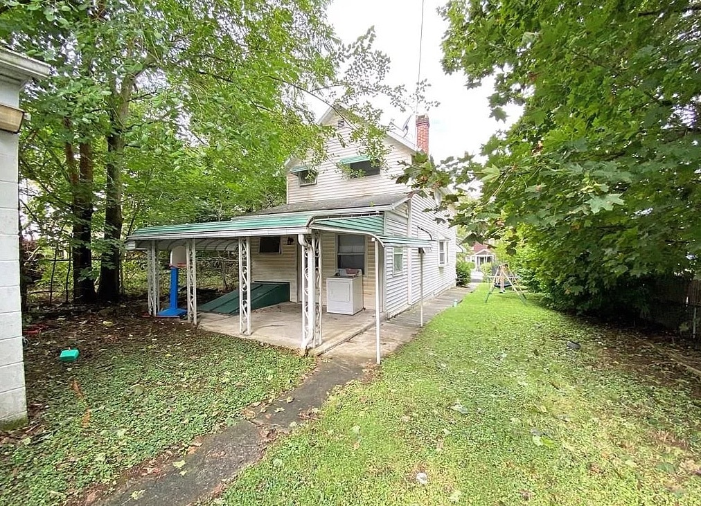 Building Photo - 606 Cypress Ave