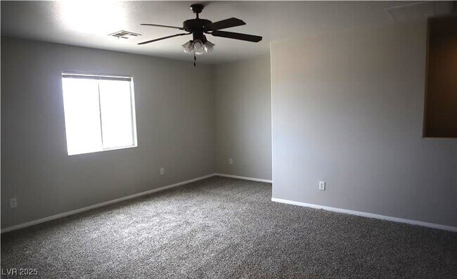 Building Photo - 200 S Mount Charleston Dr E