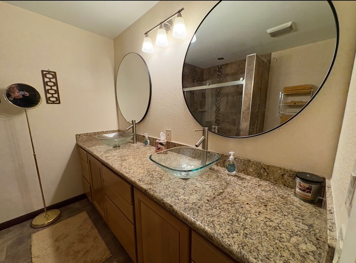 Building Photo - 1515 Spyglass Plz