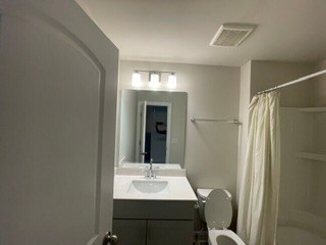 Building Photo - 4506 Skywood Ln