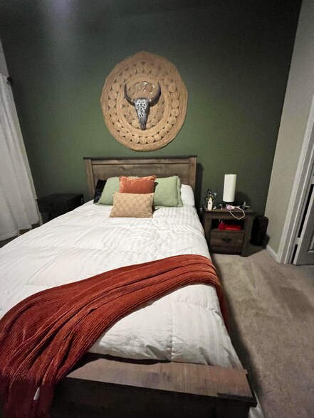 Building Photo - 1400 Granby St