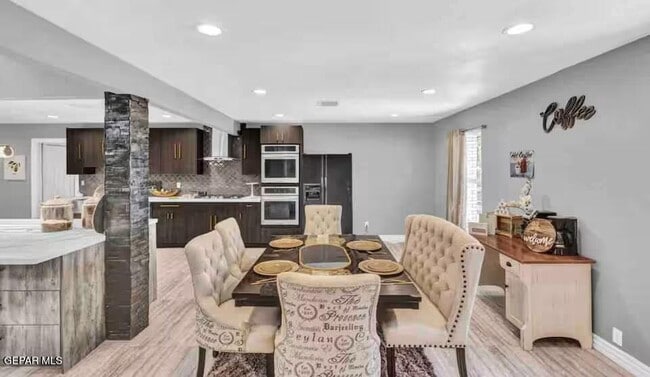 Building Photo - 9100 Parkland Dr