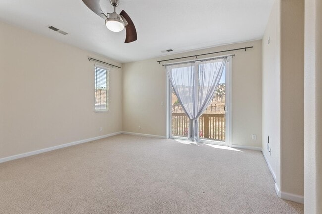 Building Photo - 20863 Grapevine Dr