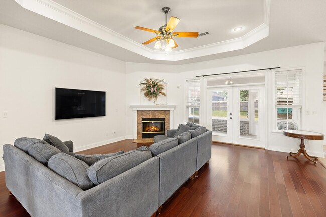 Building Photo - 2899 Chanterelle Cove